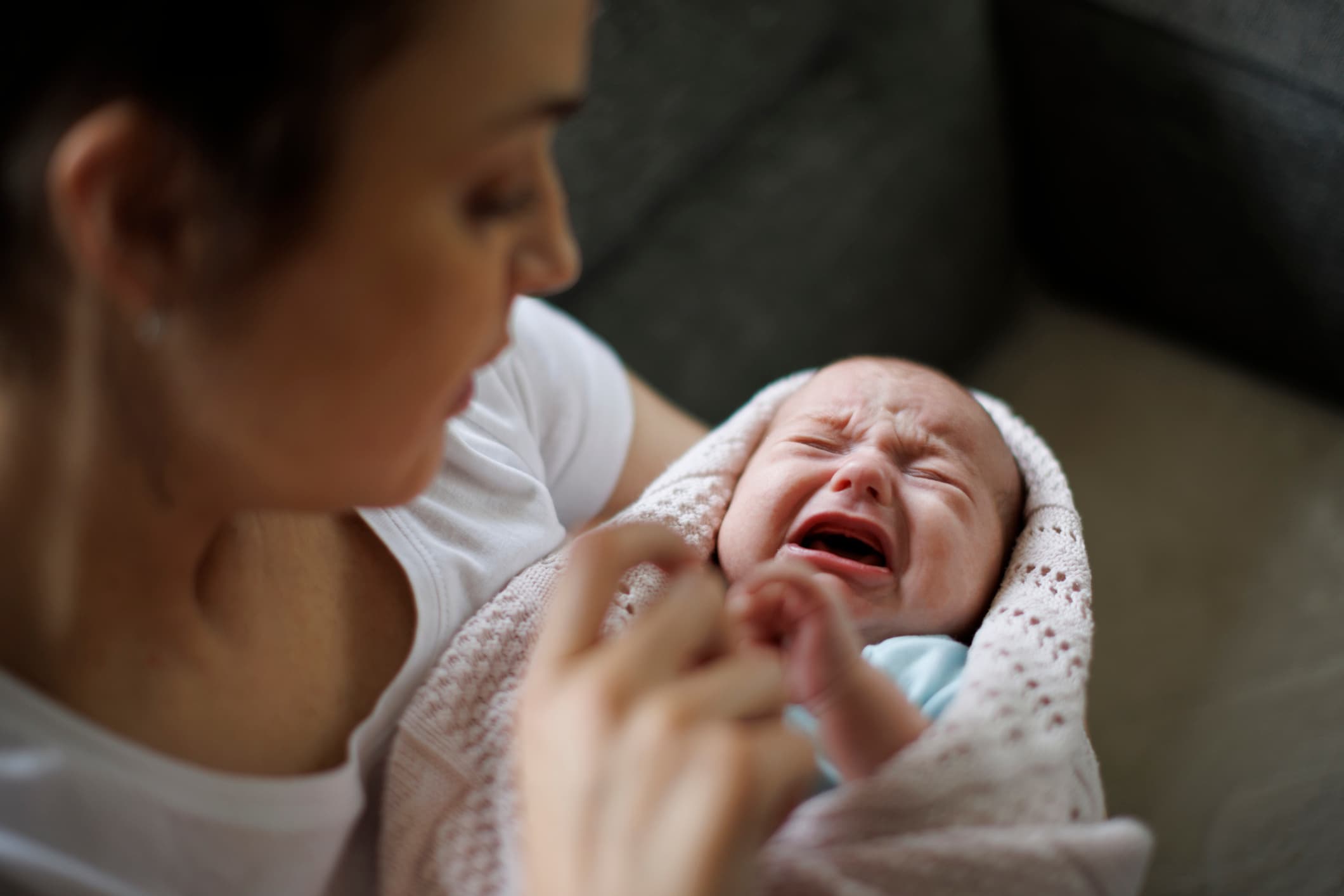 Colic In Infants: Causes, Symptoms & Home Remedies