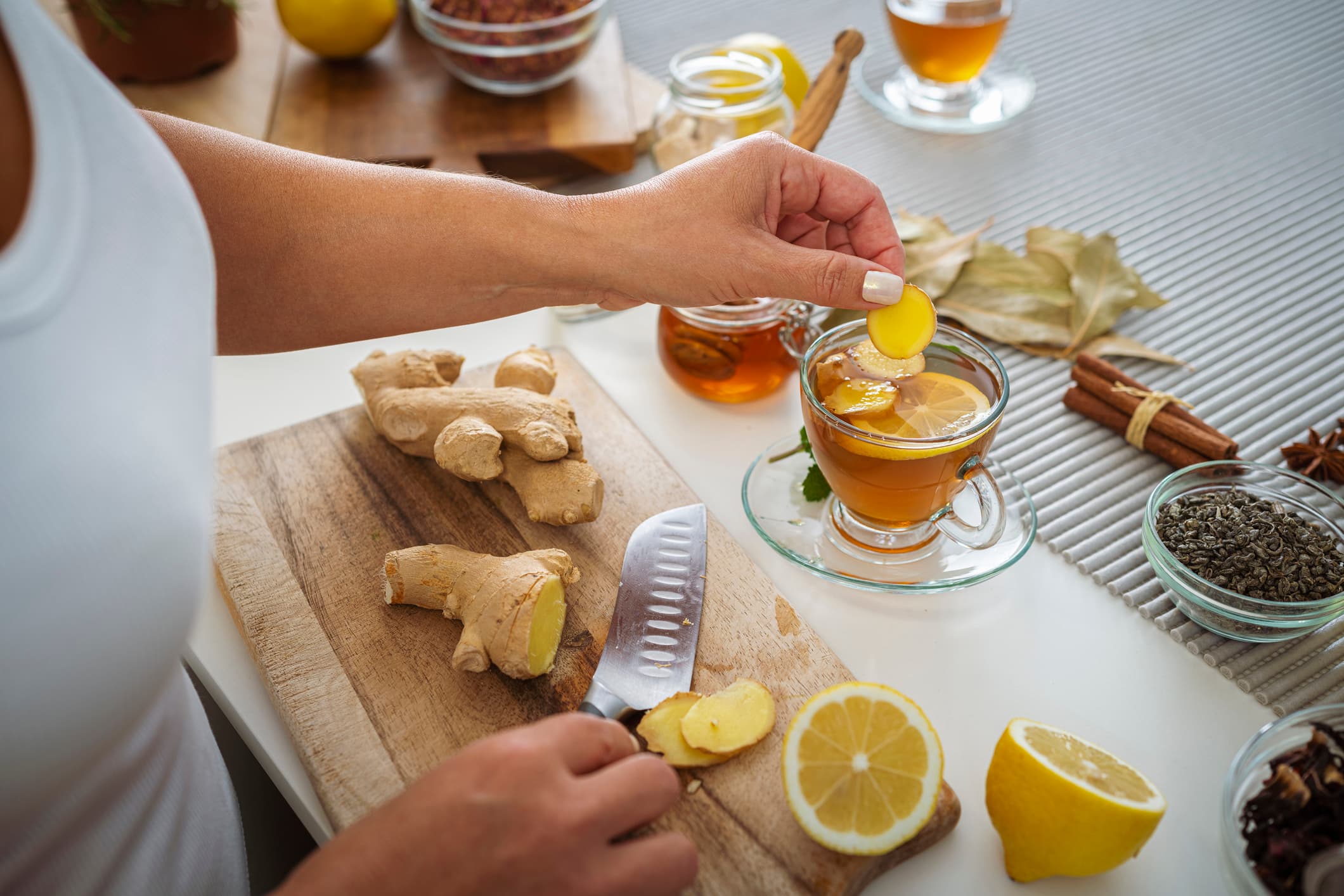12+ Top Home Remedies to Lose Weight Naturally