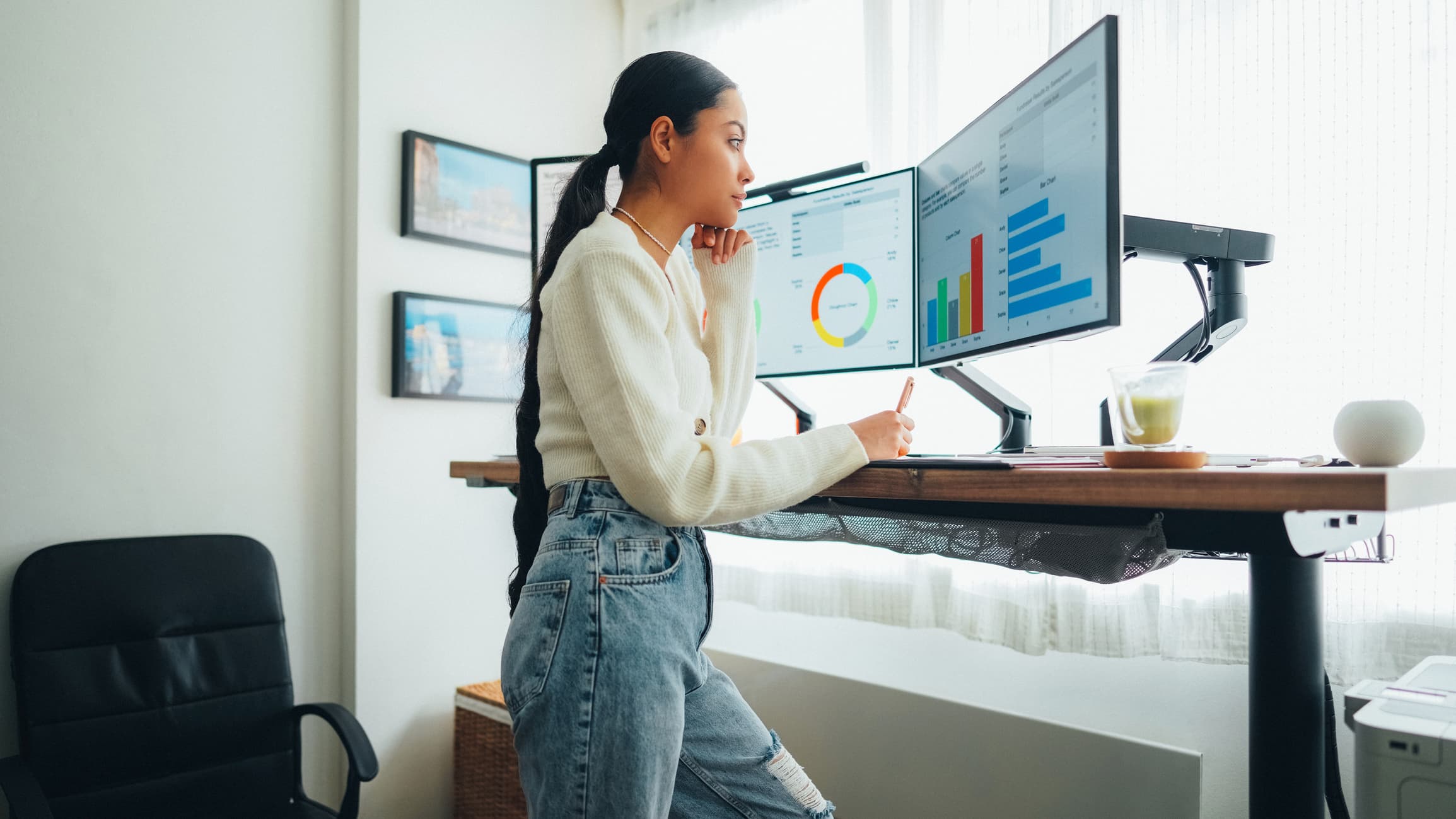 8 Standing Desk Benefits Backed by Research